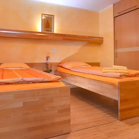 Hotel Hof-schlenstedt 4*