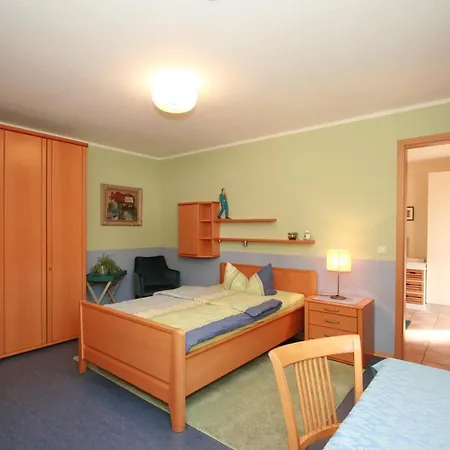 Hotel Hof-schlenstedt 4*