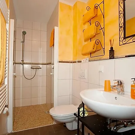 Hof-schlenstedt 4*